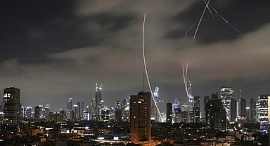 İran'dan İsrail'e yönelik yeni bir saldırı dalgası... Hamaney: 