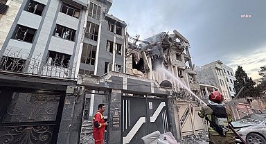 İran: Savunma Bakanlığı yerleşkesine düzenlenen İsrail saldırısında 60 kişi hayatını kaybetti