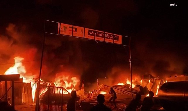 İsrail, Refah’taki yardım dağıtım merkezinin yakınlarına saldırdı: 30 kişi öldü