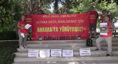 İstanbul'dan Ankara'ya yürüyen Emekli Meclisi üyeleri Bilecik’ten seslendi: “İnsanca yaşamak istiyoruz”