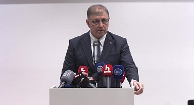 İzmir Büyükşehir Belediye Başkanı Tugay: Bin 30 personel işten çıkarılacak. Sendika artışı durdurursa bu toplu işten çıkarmayı durduracağız