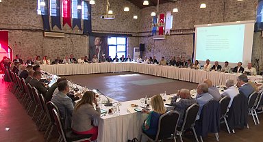İzmir Büyükşehir Belediye Başkanı Tugay: İzmir’e yakışanın İzmir’e sahip çıkmak ve Türkiye’ye örnek olmak olduğunu düşünüyorum