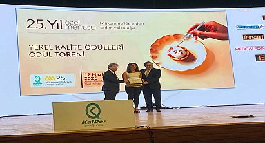 İzmir Büyükşehir Belediyesi Mükemmelliği Arayış Sempozyumu’ndan ödülle ayrıldı