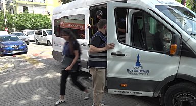 İzmir Büyükşehir Belediyesi'nin saha ekipleri 12 bin hanenin kapısını çaldı