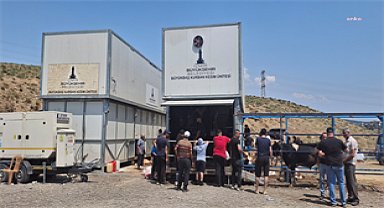 İzmir Büyükşehir’den bayramda güvenli ve hijyenik kesim hizmeti