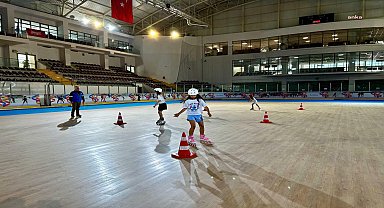 İzmir'de Buz Sporları Salonu'nda tekerlekli paten eğitimi başlıyor