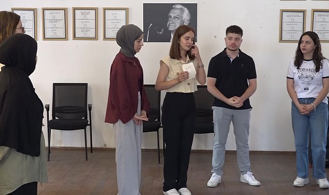 İzmir'de Renkli Harfler projesi çocukların hayatını renklendirecek