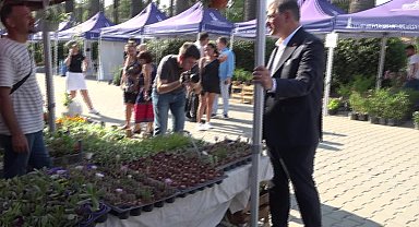 İzmir’in Kültürpark’ı çiçek açtı