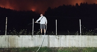 İzmir Seferihisar'da yangın şiddetini artırdı: Bir köy daha tahliye edildi