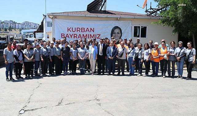 Karabağlar Belediye Başkanı Kınay personelle bayramlaştı: Birlik ve gelecek vurgusu