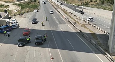 Kırıkkale’de bayram trafiğine havadan denetim: Jandarma dronlarla takipte