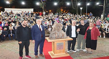 Kıyıya vuran Lenin heykeli, Akçakoca'da sergileniyor
