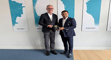 Kuşadası Belediye Başkanı Günel, Berlin'de bir dizi ziyaret gerçekleştirdi