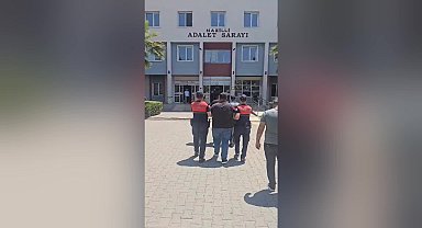 Kuyucak'ta gelin alma sırasında havaya ateş açarak çocuğun yaralanmasına yol açan iki kişi tutuklandı