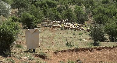 Malatya’nın Yeşilyurt ilçesine bağlı Babacan Mahallesi’nde besiciler zor şartlardan yakınıyor... İrfan Babacan: