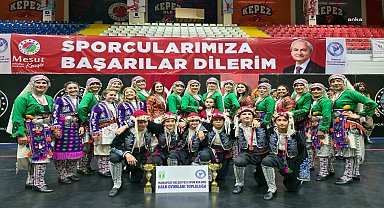 Manavgat Belediyesi Spor Kulübü Halk Oyunları Topluluğu’ndan çifte şampiyonluk