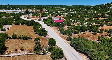 Mersin Büyükşehir Belediyesi'nden Erdemli'de yol yenileme çalışması