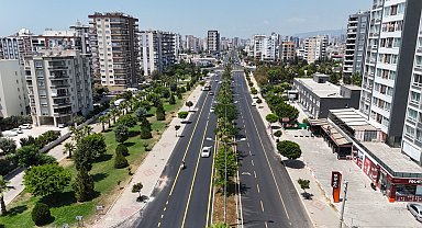 Mersin Büyükşehir Belediyesi, Yenişehir’de 100. Yıl Caddesi’ni yeniliyor