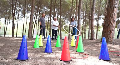Mersin'de ‘Gülümse Alzheimer Yaşam Merkezi’nin sosyal faaliyetleri devam ediyor
