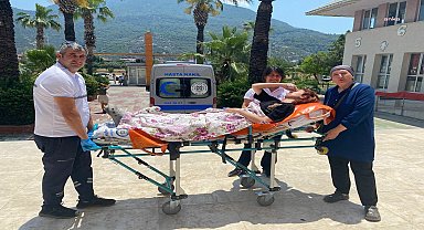 Muğla Büyükşehir Belediyesi'nden yatağa bağımlı öğrenciye ulaşım desteği