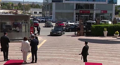 Müsavat Dervişoğlu ile Özgür Özel görüştü... Dervişoğlu: