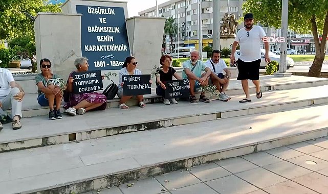 Ortaca'da vatandaşlardan zeytinliklerin madene açılmasını öngören kanun teklifine karşı oturma eylemi