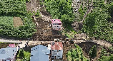 Ortahisar Belediyesi, Ağıllı'da yaşanan heyelana müdahale etti