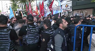 Polis tarafından öldürülen Ethem Sarısülük'ü anma etkinliğinde eylemciler ve polis arasında arbede