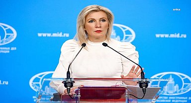 Rusya Dışişleri Bakanlığı Sözcüsü Zakharova: “Washington’un talebi üzerine, ABD-Rusya arasındaki büyükelçilik faaliyetlerinin normalleştirilmesine yönelik istişarelerin yeni turu iptal edildi” 