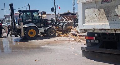 Sinop’ta mevzuata aykırı 5 kulübe, belediye ekipleri tarafından kaldırıldı