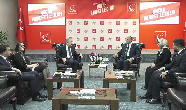 Siyasi partiler arası bayramlaşma... MHP, Saadet Partisi'ni ziyaret etti