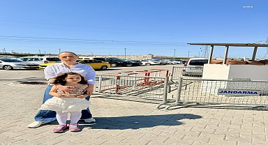Tayfun Kahraman'a kızıyla birlikte 8'nci bayram ziyaretini gerçekleştiren eşi Meriç Demir Kahraman'dan adalet çağrısı
