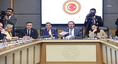 TBMM Sağlık, Aile, Çalışma ve Sosyal İşler Komisyonu... Sağlık Bakan Yardımcısı Birinci: Bizim hekimlerimiz OECD ortalamasının iki katı kadar hasta bakıyor