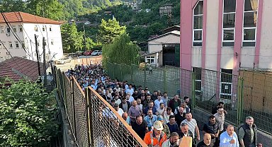 TTK ve MTA işçileri, kamu işçisi için önerilen zam teklifini Zonguldak'ta protesto etti