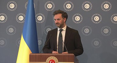 Türkiye-Rusya-Ukrayna üçlü toplantısı sona erdi... Rusya ve Ukrayna, karşılıklı 6'şar bin esir takasında anlaşırken, Ukrayna liderler zirvesi önerisini yineledi