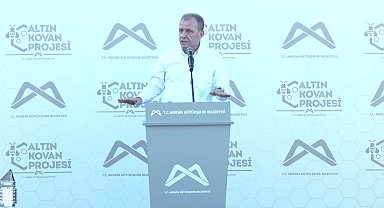 Vahap Seçer'den CHP'li belediye başkanların gözaltına alınma görüntülerine tepki: