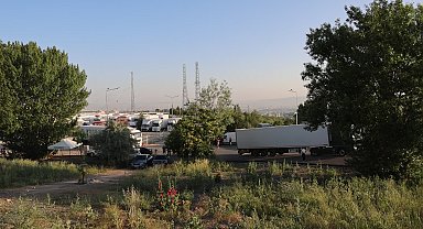 YKS sınav maratonu yarın başlıyor... Sınav evrakları, 528 şehirler arası sınav nakil aracı ile Ankara dışındaki 80 il ve KKTC/Lefkoşa’daki koordinatörlüklere ulaştırılacak