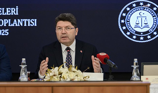 Adalet Bakanı Tunç: Aile Mahkemeleri Değerlendirme Toplantısında, aile arabuluculuğu başta olmak üzere yeni düzenlemeler ele alındı