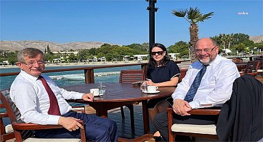 Ahmet Davutoğlu, BM Genel Kurulu Başkanı Baerbock ve eski AP Başkanı Schulz ile bir araya geldi