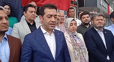 AK Parti Osmaniye İl Teşkilatı'ndan “Terörsüz Türkiye” etkinliği: Esnafa bayrak dağıtıldı