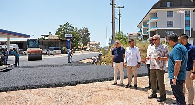 Alanya'nın Payallar Cumhuriyet Caddesi’nde sıcak asfalt çalışmaları tamamlandı 