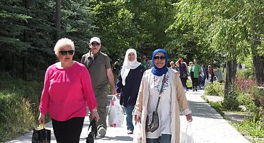 Ankara Büyükşehir Belediyesi'nden emeklilere sosyal yaşam desteği 