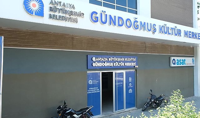 Antalya Büyükşehir Belediyesi, 19 ilçede üreticiye zeytin fidanı dağıtıyor