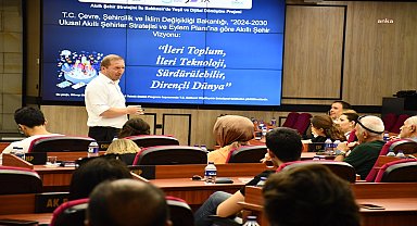 Balıkesir Büyükşehir Belediyesi personeline “Akıllı Şehir Stratejisi” eğitimi