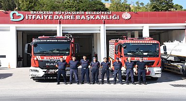 Balıkesir İtfaiyesi, Sakarya'da orman yangınlarıyla mücadele çalışmalarına katıldı