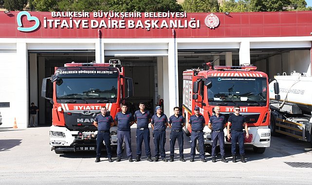 Balıkesir İtfaiyesi, Sakarya'da orman yangınlarıyla mücadele çalışmalarına katıldı
