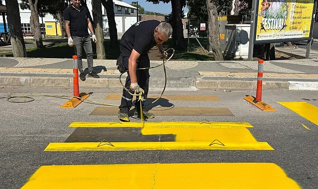 Bandırma’da yaya geçitleri yenileniyor
