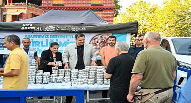 Beşiktaş Belediyesi'nden geleneksel aşure hayrı 