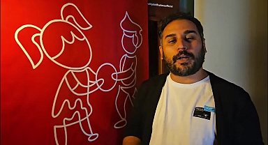 “Bizim Kasabanın Şerifi” oyununu sahneye koyan 30 minik oyuncu başarı sertifikalarını aldı