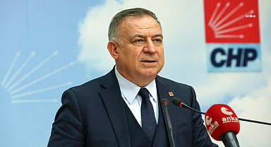 Bursa'da orman yangını... Gökan Zeybek: Bursa Büyükşehir Belediyemiz ve çevre ilçe belediyelerimizin yangına müdahalesi sürüyor